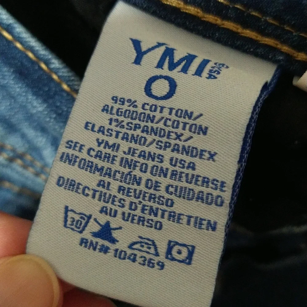 YMI Anklet Jeans - Picture 11 of 15